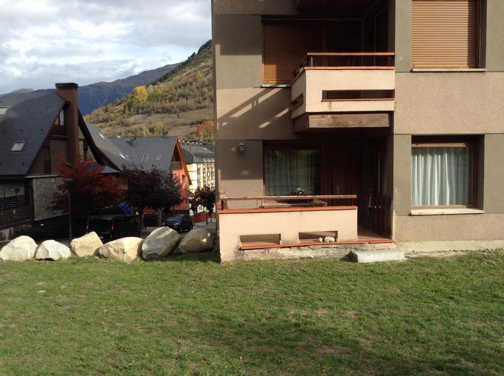 Tuca D'Aran Apartment Betren Bagian luar foto